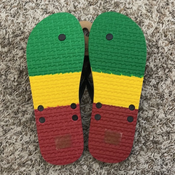 Billabong Rasta Flip Flops. Size 10. - Picture 3 of 3